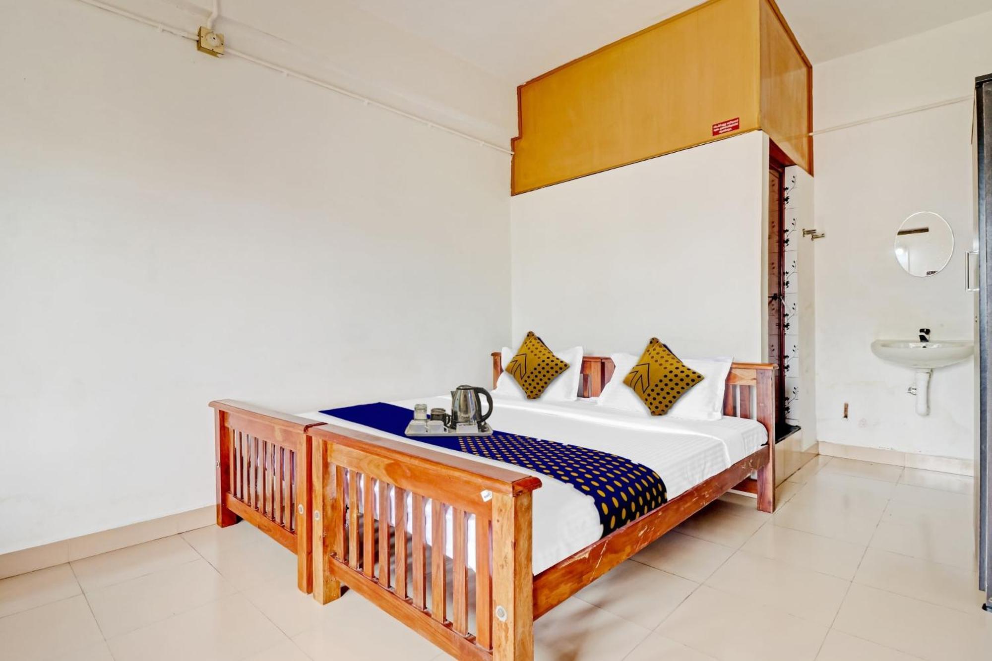 Spot On Jayesh Guest House Nashik Exteriör bild